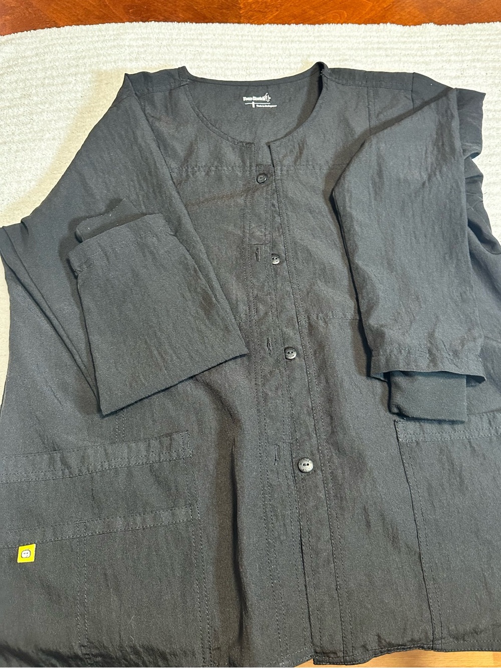 WonderWink Black Button-Front Women's Shirt Jacket